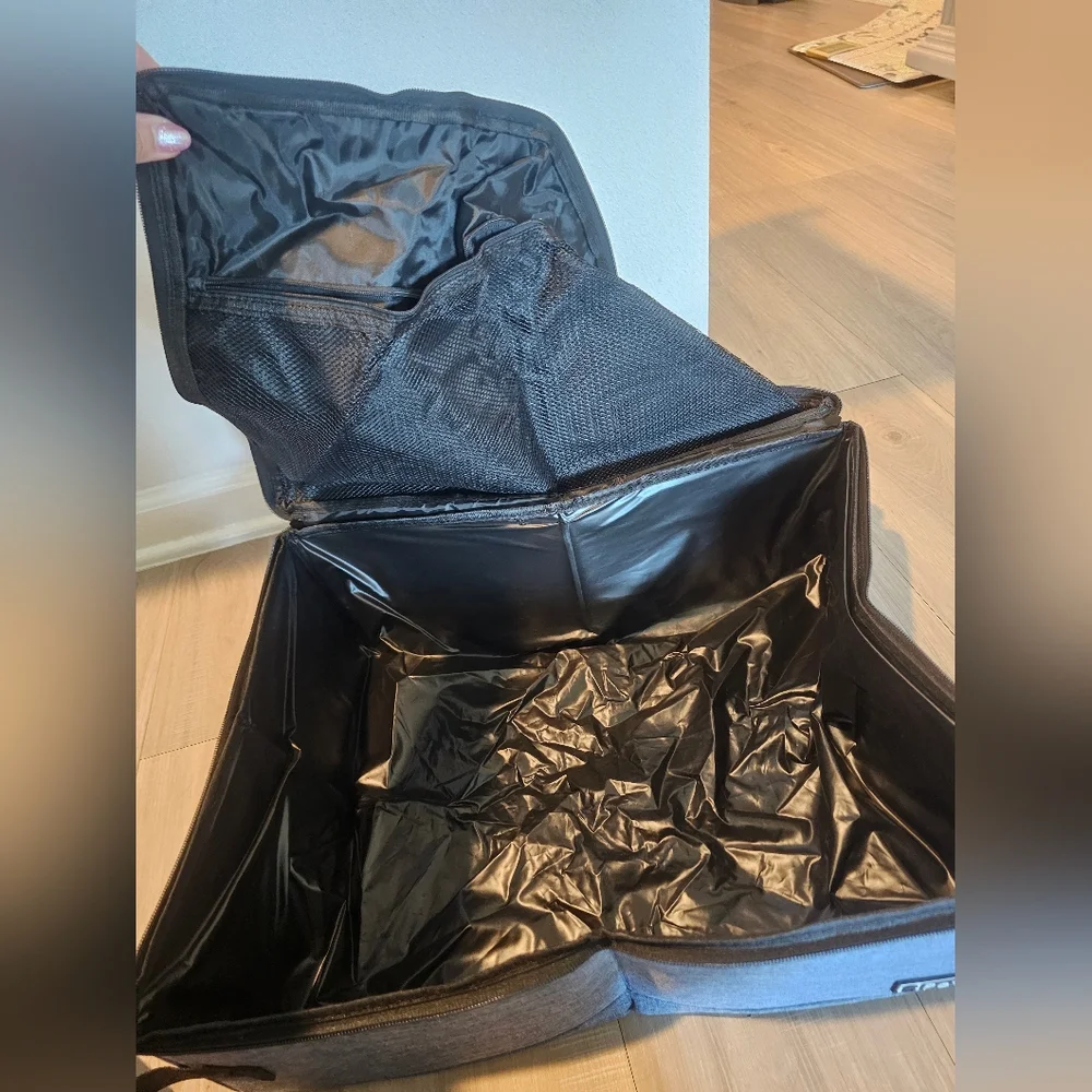 NWOT PETSKD LG Cat LITTER box